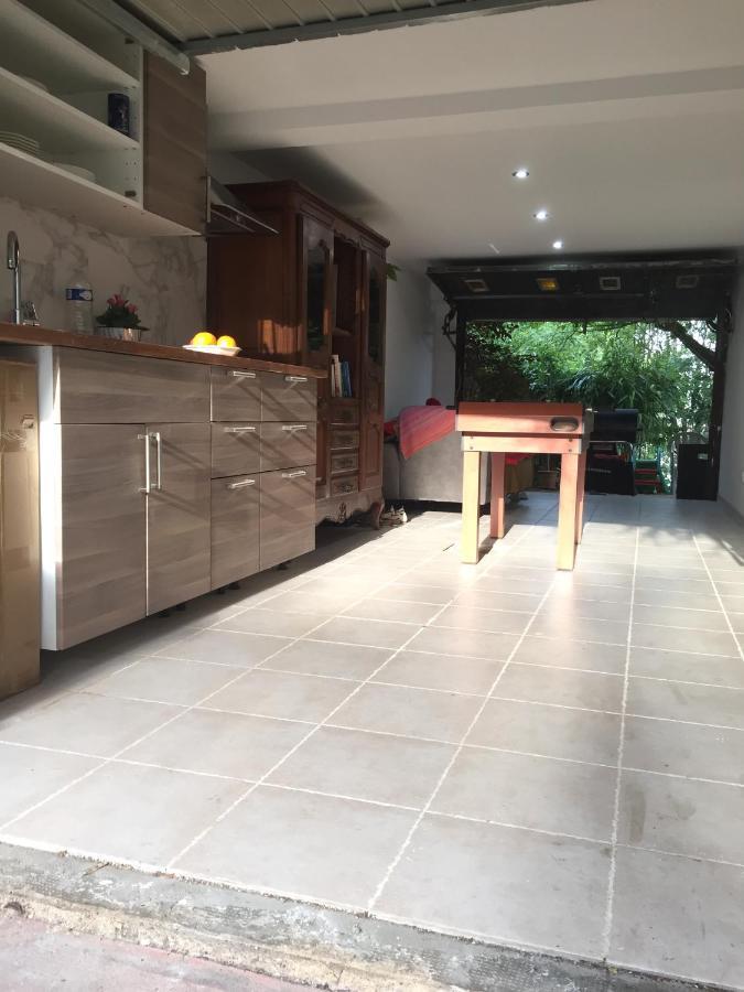 Villa Rez de jardin un pavillon vue Paris Eiffel à Cachan Extérieur photo