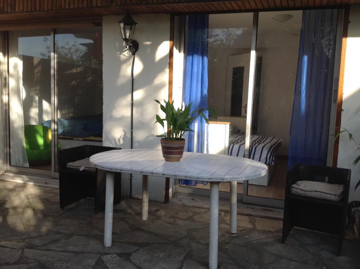 Villa Rez de jardin un pavillon vue Paris Eiffel à Cachan Extérieur photo